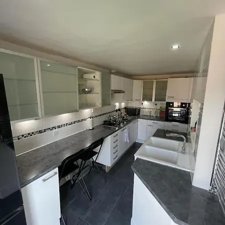 Lovely 4-Bed House In Fulwood, Preston Uk Exterior photo