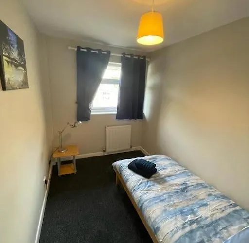 Lovely 4-Bed House In Fulwood, Preston Uk